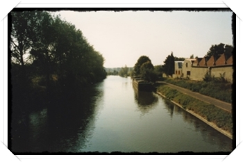 vue sur le canal.jpg
